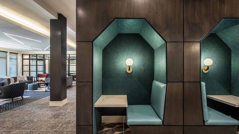 Business lounge with wi-fi and individual work pods 