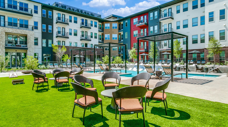 Gorgeous outdoor courtyard and greenspace